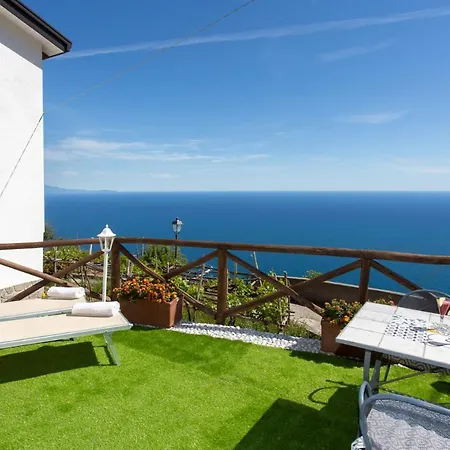 Casa de Férias Holidays Perla D'amalfi