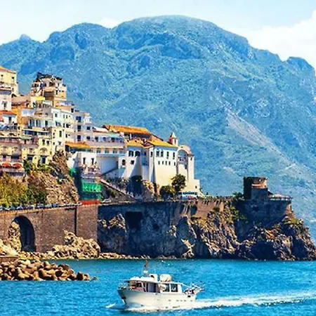 Holidays Perla D'amalfi - Live The Coast & Private Parking * Amalfi