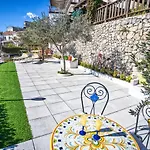 Holidays Perla D'amalfi - Live The Coast & Private Parking بيت للعطل