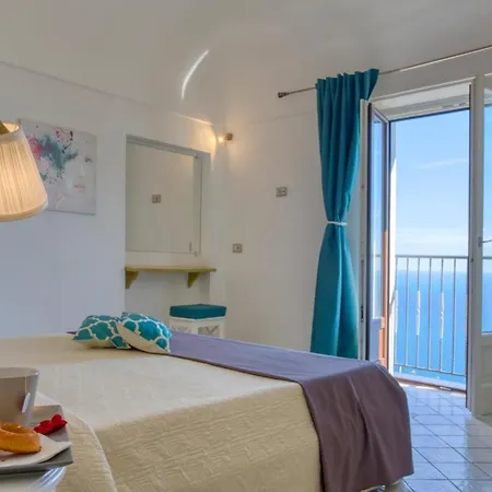 Hébergement de vacances Holidays Perla D'amalfi - Live The Coast & Private Parking