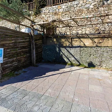 Holidays Perla D'amalfi - Live The Coast & Private Parking Amalfi