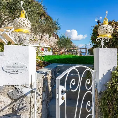 Holidays Perla D'amalfi - Live The Coast & Private Parking *