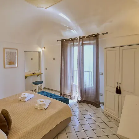 Holidays Perla D'amalfi - Live The Coast & Private Parking Hébergement de vacances
